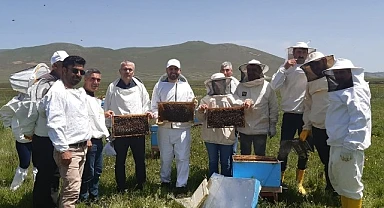 Arı yetiştiricilerine uygulamalı eğitim verildi