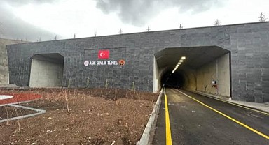 Aşık Şenlik Tüneli'nde trafik kapatıldı