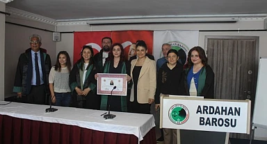 Avukat Yaren Koç, ruhsatını aldı