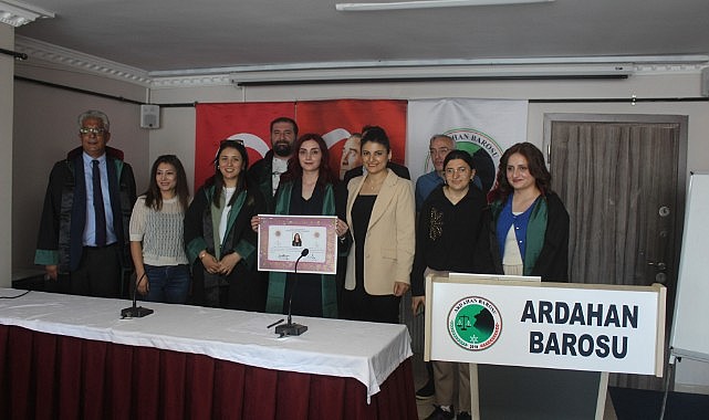 Avukat Yaren Koç, ruhsatını aldı