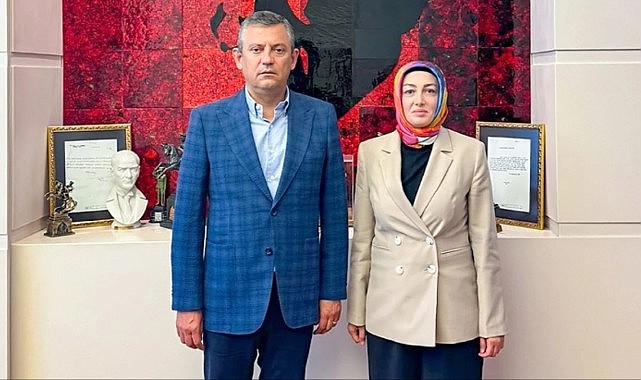 Ayşe Ateş yeniden Özel'le görüştü: İnsanlığını kaybetmeyenlere selam olsun