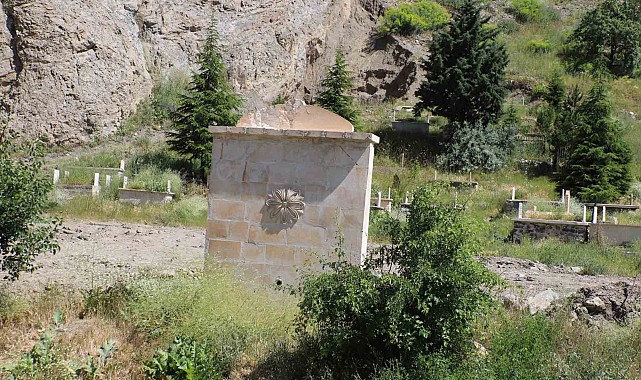 Belediye'den mezarlıklara çeşme hizmeti