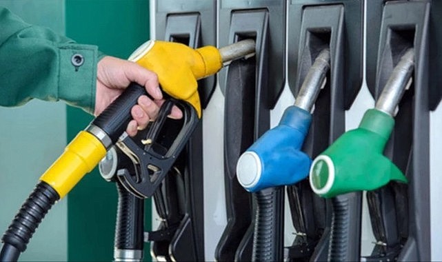 Benzine ve motorine indirim geliyor