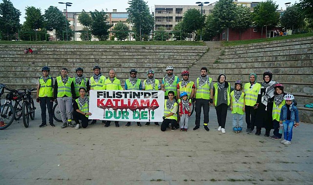 Bisikletçilerden Filistin'e destek turu