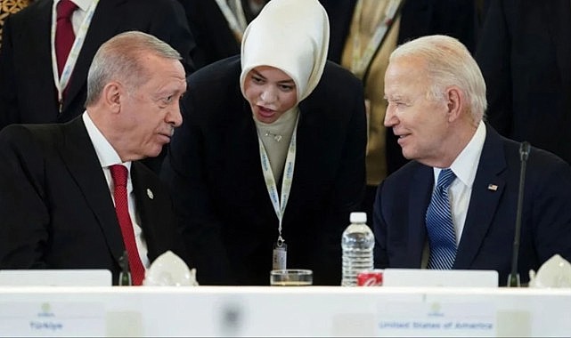 Cumhurbaşkanı Erdoğan, G-7 Zirvesi'nde ABD Başkanı Biden ile görüştü