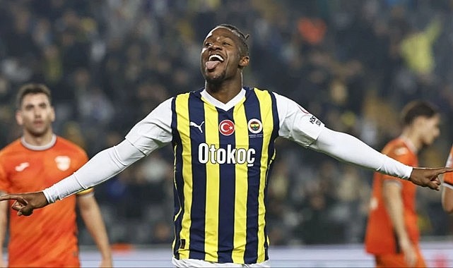 Fenerbahçe ve Galatasaray kapışıyor! Batshuayi Aslan oluyor