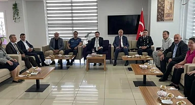 Göle Belediyesi, İlçe Protokolüyle Bayramlaştı