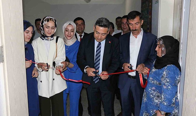 Hizan'da el emeği göz nuru ürünler sergilendi
