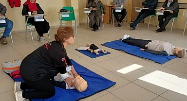 İlk yardım eğitimi verildi