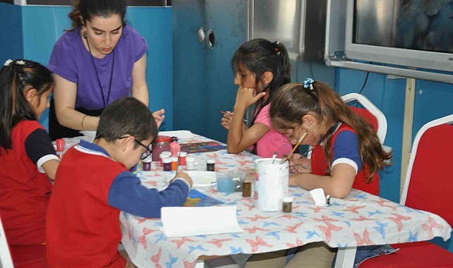 Kars'ta 5. Bilim ve Sanat Şenliği
