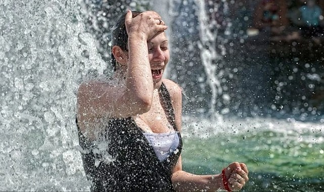 Kavurucu sıcaklar geliyor! Meteoroloji tarih vererek uyardı: Bu saatlerde dışarı çıkmayın