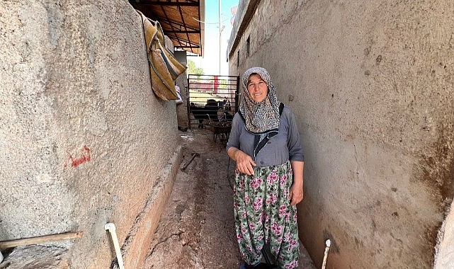 Kurbanlık satıcısı kadın: “Kurbanlıklar pahalı satılıyor bu kadar olmaz"