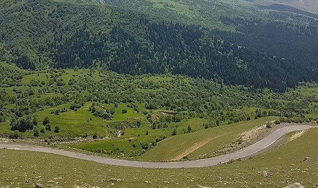 Nezaket ziyaretleriniz bittiyse “Birazda Ardahan Ardanuç tüneli için bir şey yapın!”