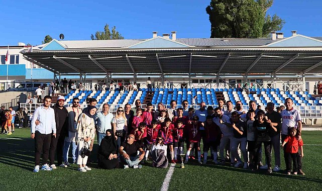 Oltu 25 Mart Spor Erzurum şampiyonu