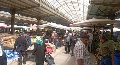 Pazarda bayram hareketliliği