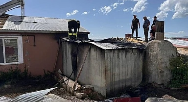 Sobadan çıkan yangın evin mutfağını küle çevirdi