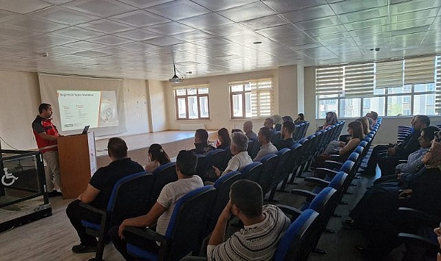Sosyal Hizmetler, personeline madde bağımlığı ile mücadele semineri verdi
