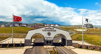 TÜBİTAK destekli projeyle ARÜ'de makale yazma eğitimi başlıyor