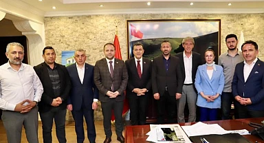 Vekil Koç, Ardahan Belediyesini ziyaret etti