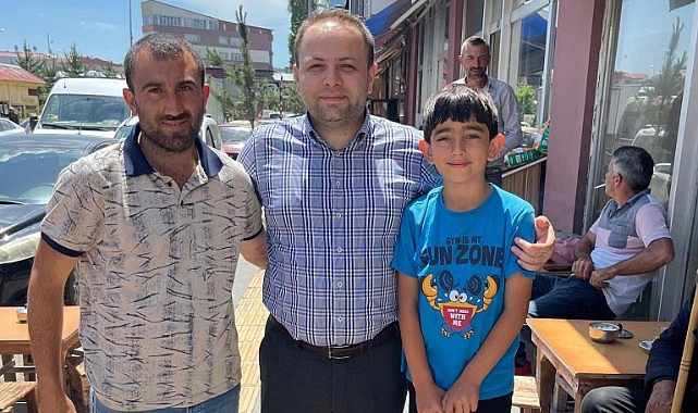 Vekil Koç, Göle'de vatandaşlarla bayramlaştı