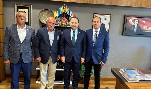 Vekil Koç, İlçe Belediye Başkanlarını TBMM'de ağırladı