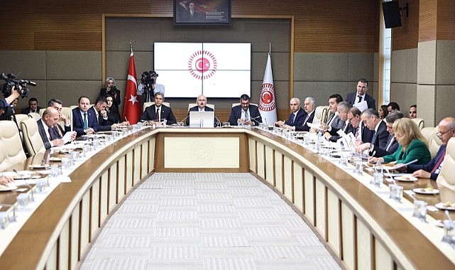 Vekil Koç, Meclisteki Kanun Hükmünde Kararname çalışmalarına katıldı