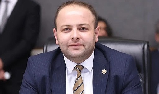 Vekil Koç, Milli Futbol takımını Gürcistan galibiyeti için kutladı