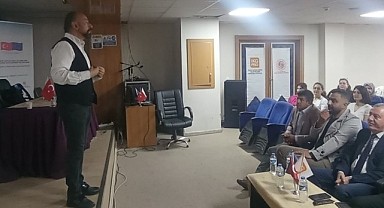 Ardahan'da Avrupa Birliği destekli eğitim seminerine yoğun ilgi