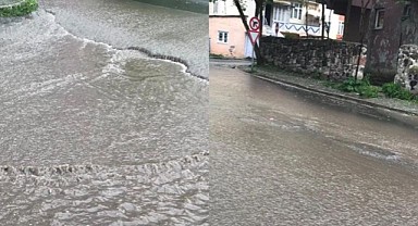 Ardahan'da sağanak yağış hayatı olumsuz etkiledi