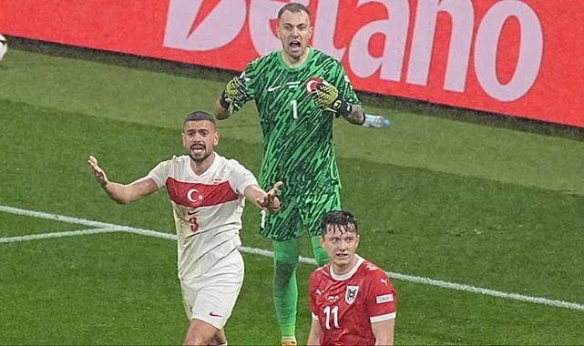 Berlin polisi, Türkiye-Hollanda karşılaşmasını "emsali olmayan en yüksek riskli maç" olarak belirledi