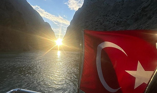Bu manzara yılın sadece 10 günü görülebiliyor