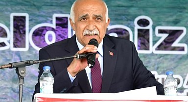 Çıldır Belediye başkanı Azizoğlu, festivalde doğalgaz müjdesi verdi