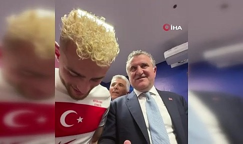 Cumhurbaşkanı Erdoğan'dan Milli Takım'a tebrik telefonu