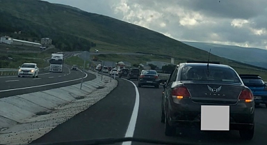 Düğün konvoyları kazaya davetiye çıkarıyor