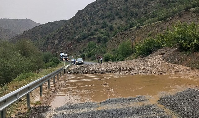 Erzurum'da yoğun yağış heyelan ve seli getirdi