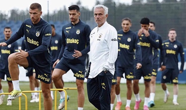 Fenerbahçe'de neler oluyor? Jose Mourinho 6 futbolcuya kapıyı gösterdi bile