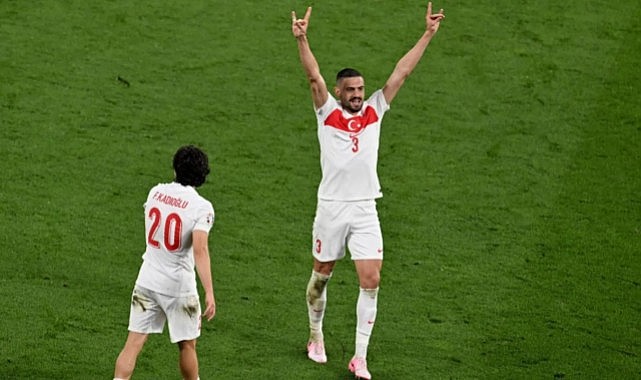 Futbolcu Merih Demiral'ın bozkurt selamı, erkek modasına yön verdi