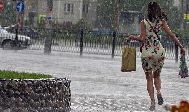 Meteoroloji'den 14 il için sel ve su baskını uyarısı! Sarı ve turuncu alarm verildi