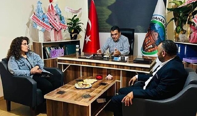 Seçimi tanımadı, ziyarete gitti!