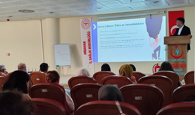 Sağlık personeline iş güvenliği semineri verildi