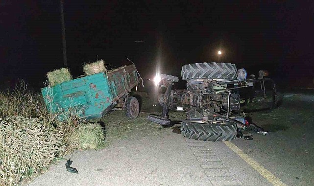 Van'da otomobil ile traktör çarpıştı: 5 yaralı