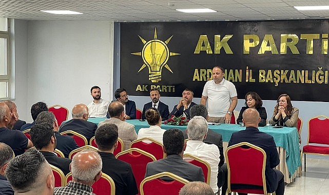 AK Parti, kongre süreci öncesi istişare toplantısı düzenledi