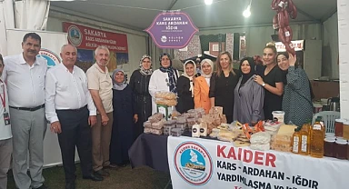 AKI-DER Kadınlar Meclisi Sakarya kültür sanat festivali'nde yer aldı
