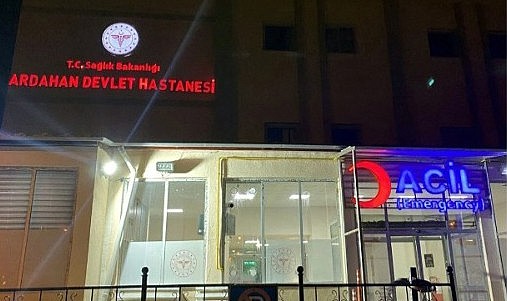 Ardahan’da motosiklet ve traktör çarpıştı: Genç sürücü hayatını kaybetti