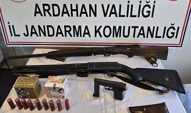 Ardahan'da ruhsatsız silahlar ele geçirildi