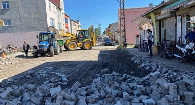 Hanak’ta altyapı ve doğalgaz çalışmaları hızla ilerliyor