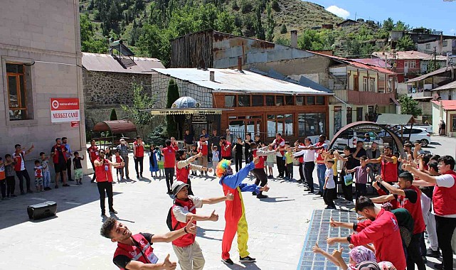 Damla Gönüllülük Hareketi Tortum'da gönülleri ısıttı