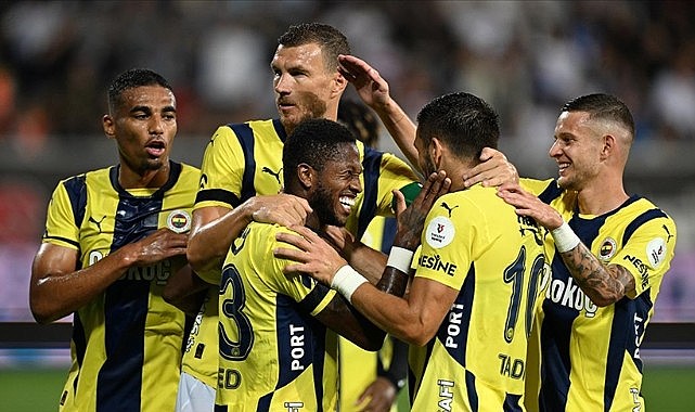 Fenerbahçe, Çaykur Rizespor'u deplasmanda 5-0 yendi