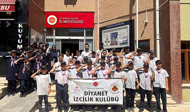 İzciler kamp için uğurlandı