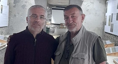 Kafkas Arısı Gen Merkezi Müdürü Sinan Aydın, peynir müzesini gezdi